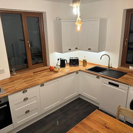 3 Bed Ground Floor Apartment - Hot Tub Optional Upgrade Hythe  Exterior foto