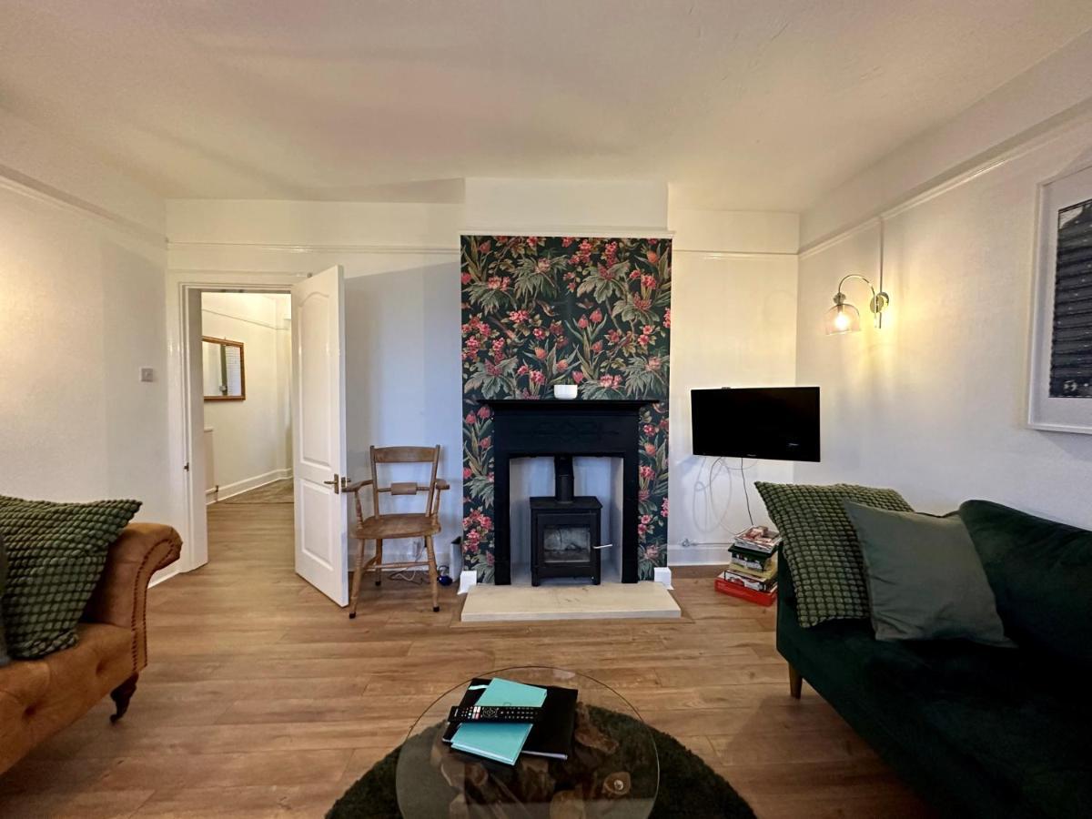 3 Bed Ground Floor Apartment - Hot Tub Optional Upgrade Hythe  Exterior foto